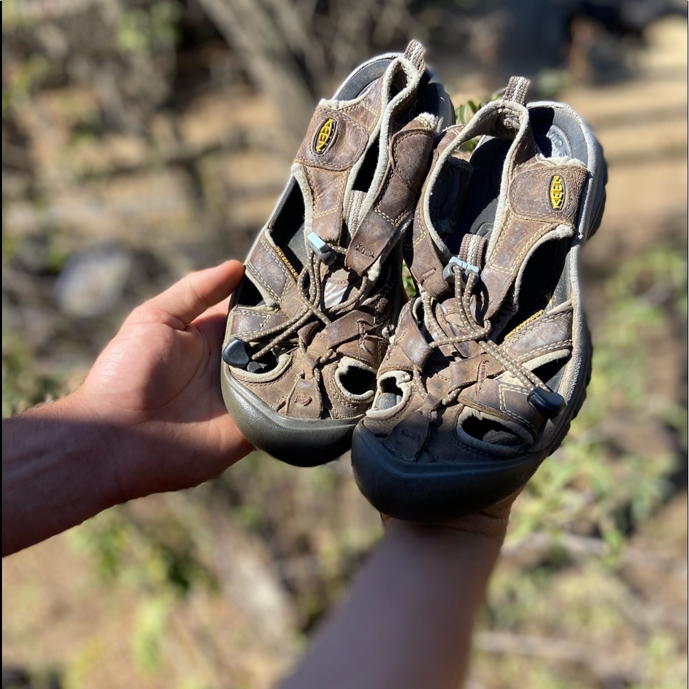 keen water shoes